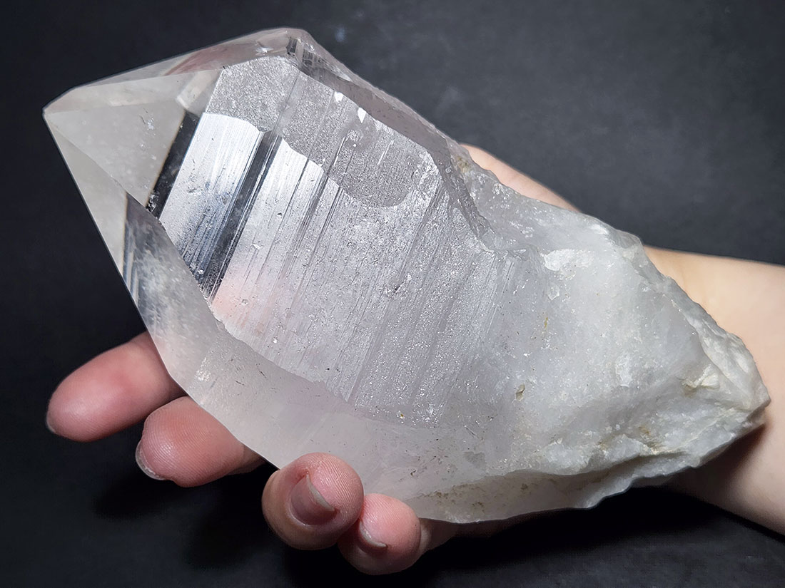 タンザニア産 モンドクォーツ ポイント 大型 / Mondo Quartz