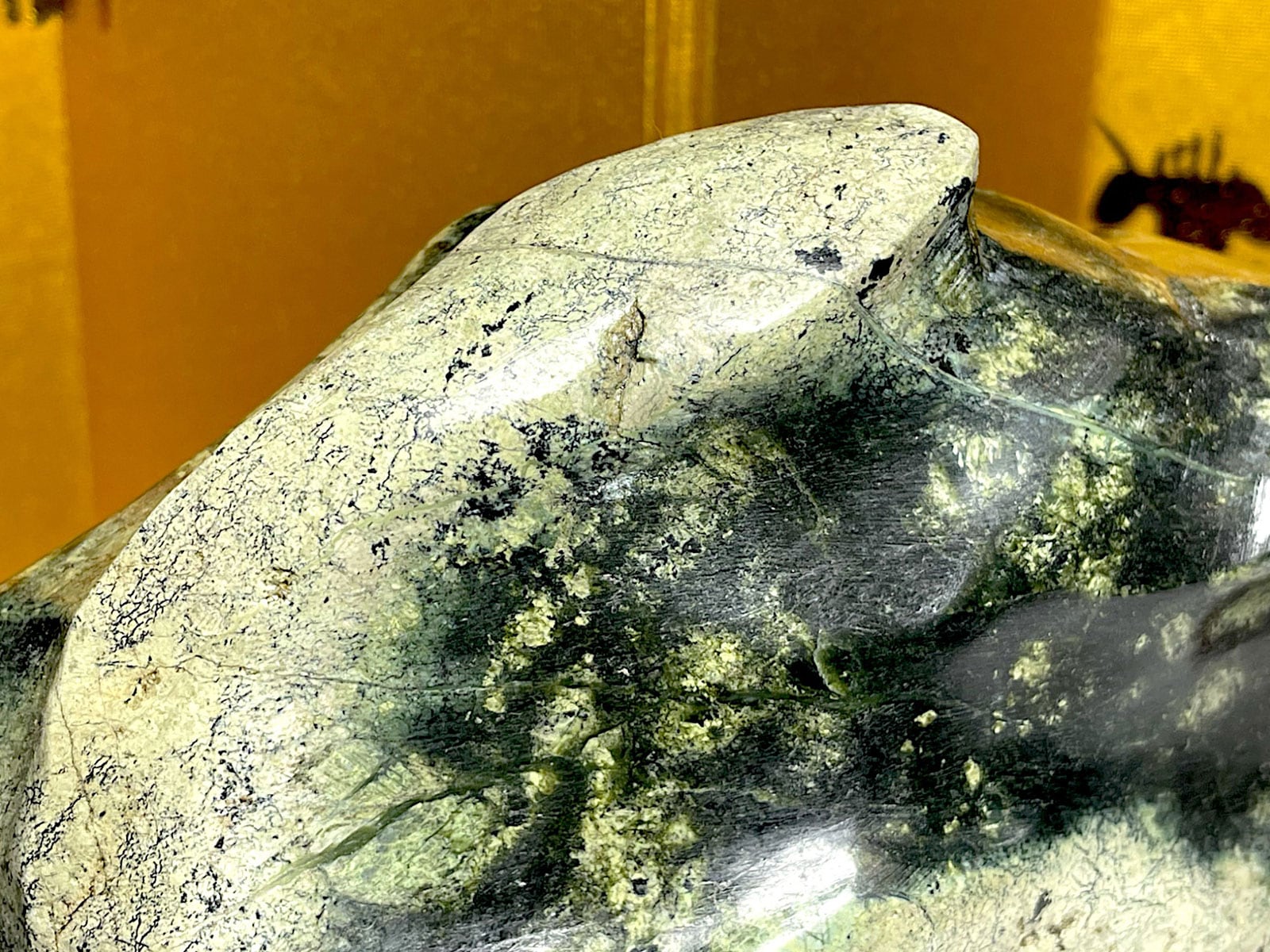 新春初売☆蛇石(木製台座付き)