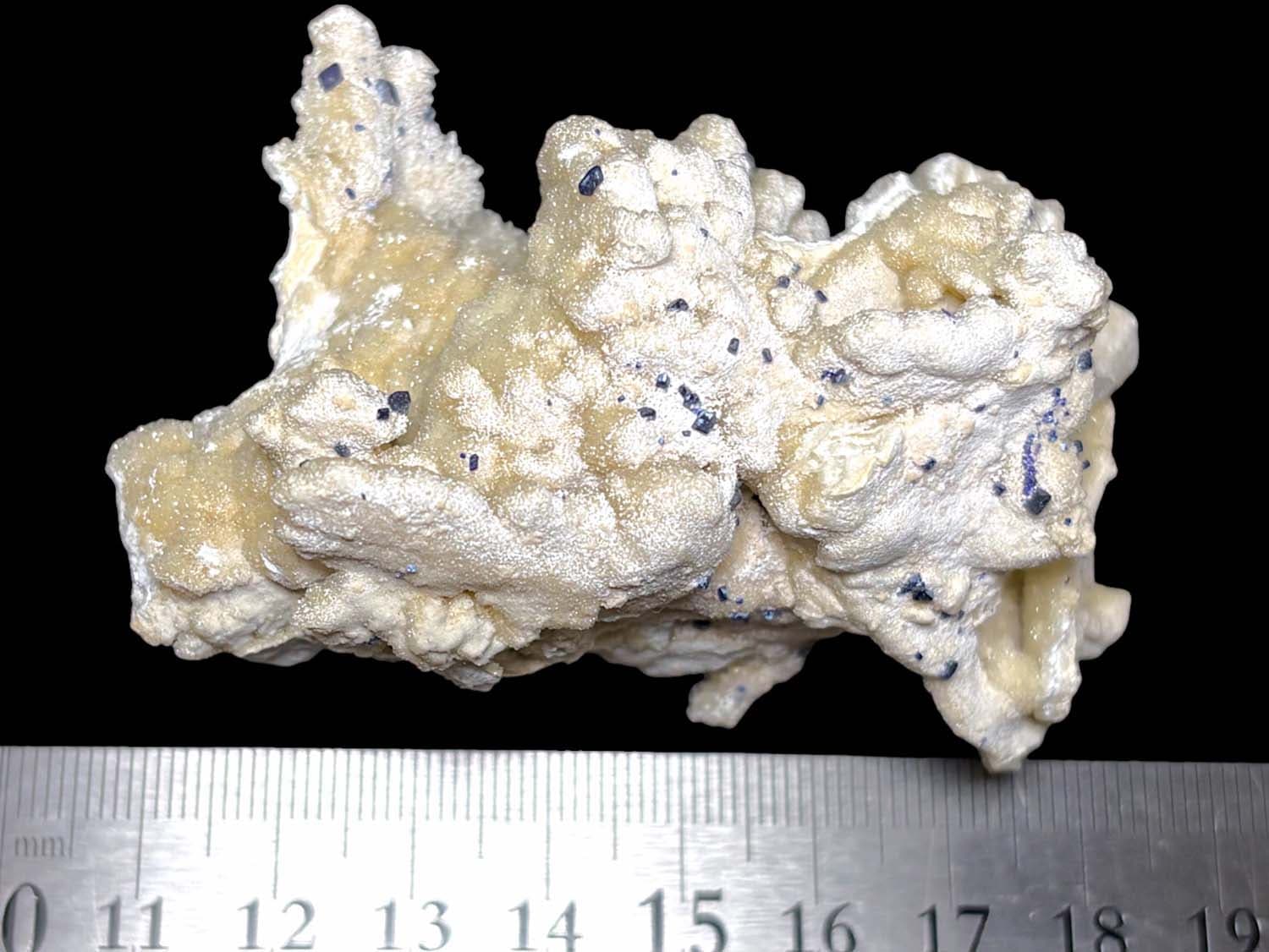 岡山県布賀鉱山産 逸見石/Henmilite