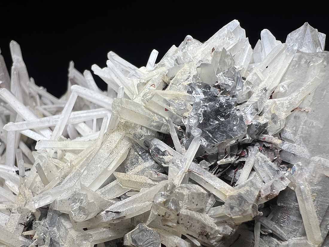 広東省産アイアンローズ（ヘマタイト＆水晶）