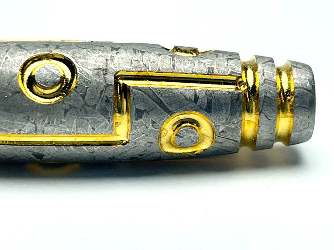 ムオニオナルスタ隕石 ( 九眼天珠 )