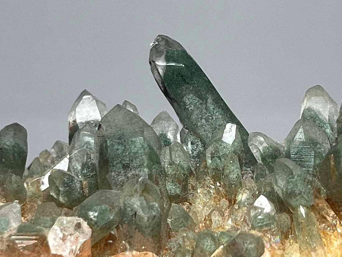 インド産 大型 ヒマラヤングリーンファントムクォーツ/Green Phantom