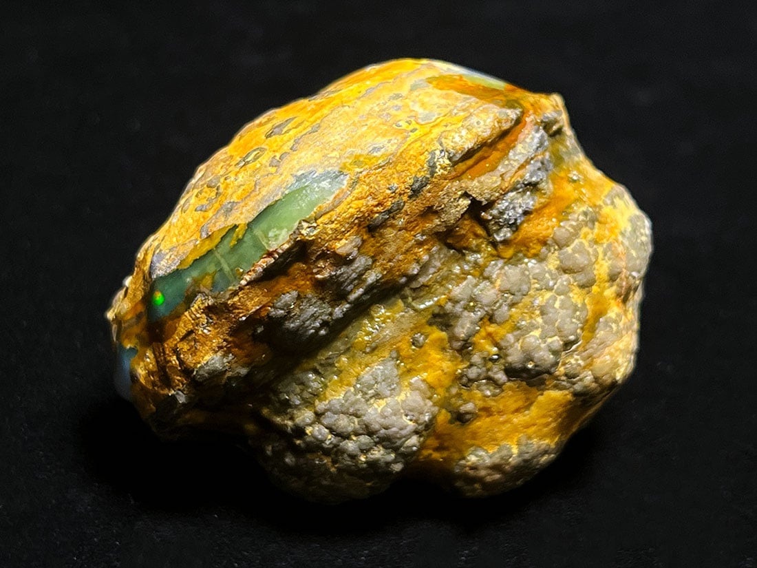 福島県西会津町宝坂産 オパール