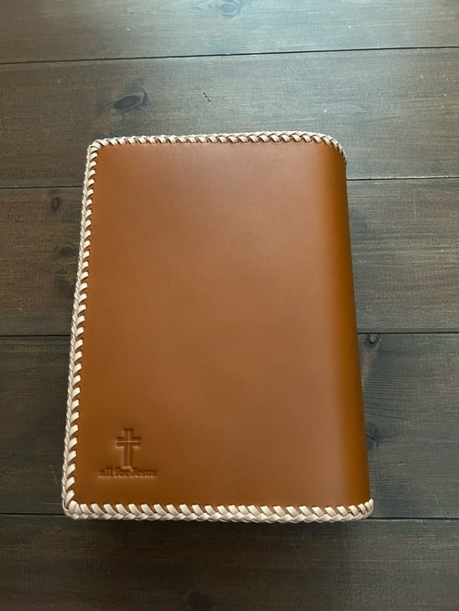 Kobato.別送商品】国産なめし牛革 聖書カバー 中型聖書 キャメル