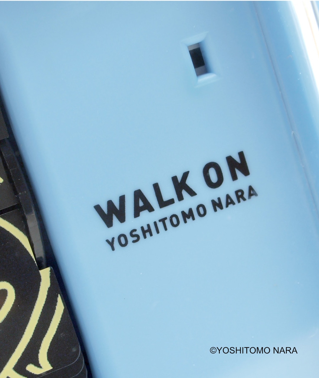 奈良美智 パタパタクロック [WALK ON(ブルー)]｜ラムフロム - アート