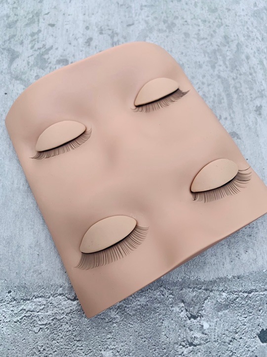 特別価格] 練習用ツール - ミニ徳子ちゃん☆まつ毛エクステの装着練習