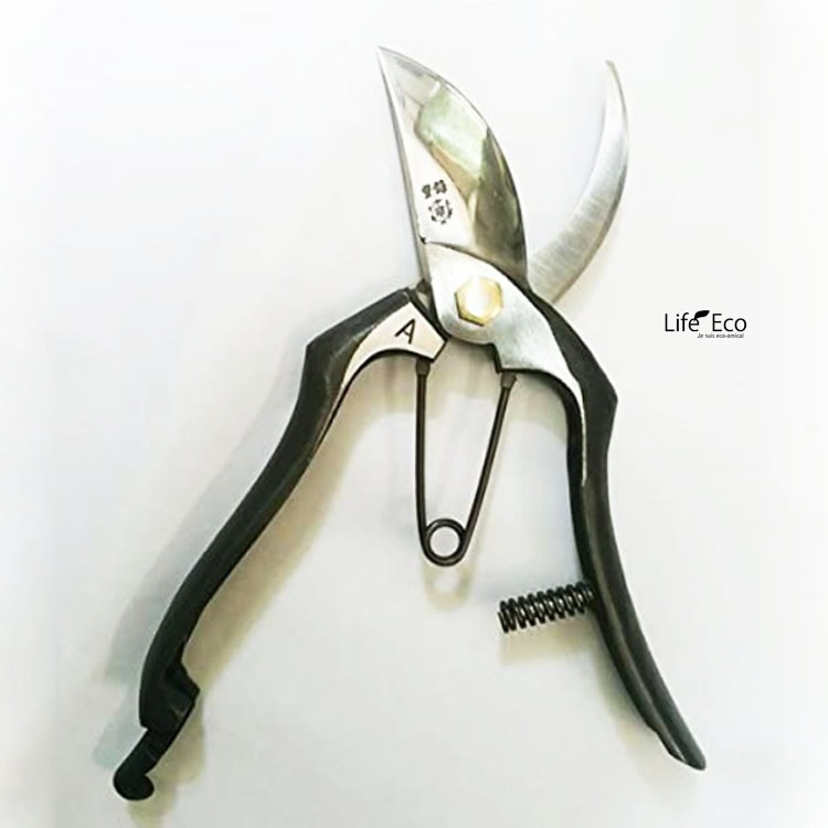 三木章 最高級桐箱入り剪定鋏（手打鍛造品）K-850 クッション付 200mm