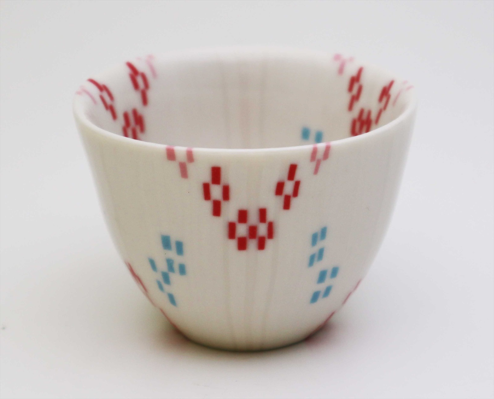 練り込み 花織りぐい呑み | ブランド,陶器作家,佐藤 愛子 | イッツ