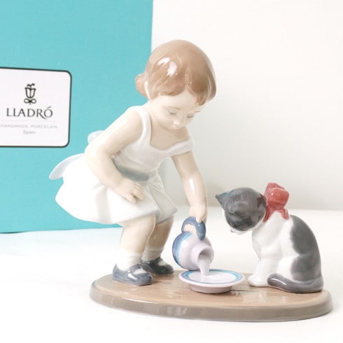 送料無料 訳あり 個数限定 LLADRO リヤドロ 置物 子供 子猫 オブジェ