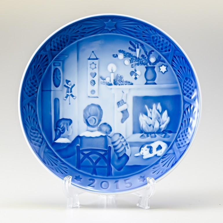 ロイヤルコペンハーゲン イヤープレート 2015年 平成27年 皿立て付き