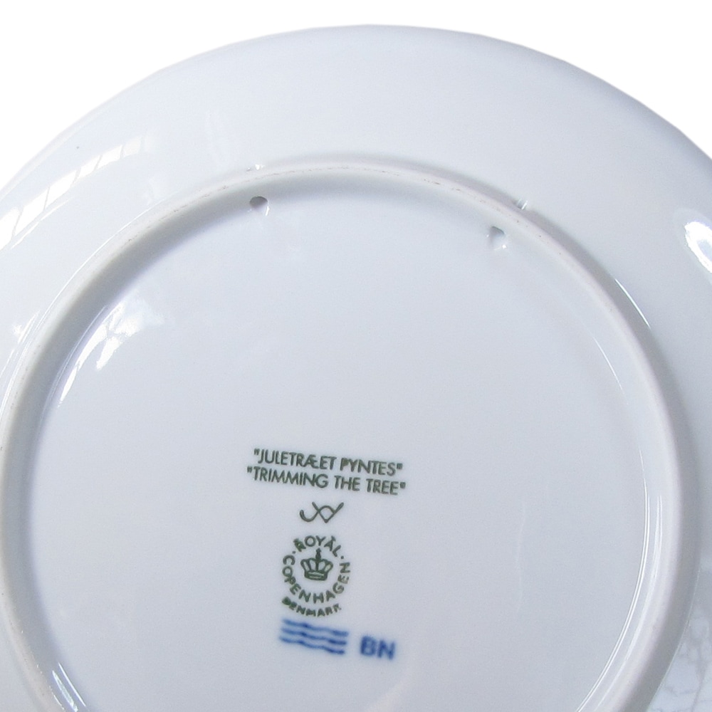 ロイヤルコペンハーゲン イヤープレート 2000年 平成12年 皿立て付き