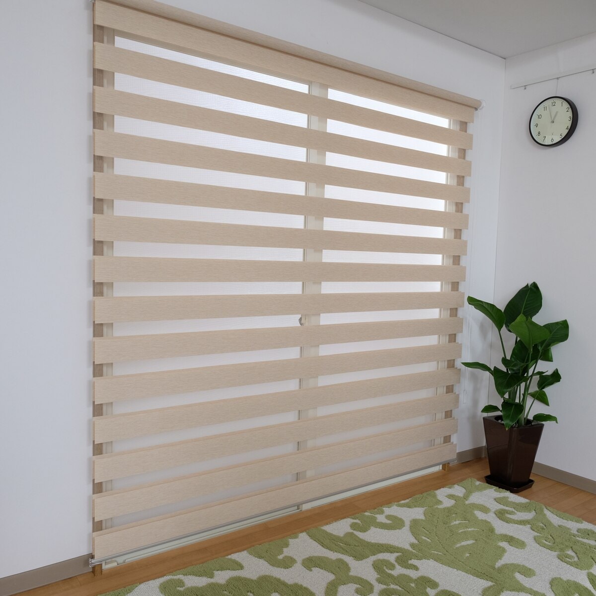 送料無料】TOSO[トーソー] 調光ロールスクリーン センシアナチュラル