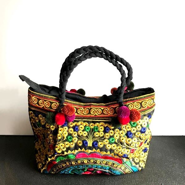 モン族バッグ／モン族刺繍バッグ／エスニックファッション | バッグ