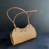 かごバッグ／アタショルダーバッグ ／バティック布の内張り付／バリ島