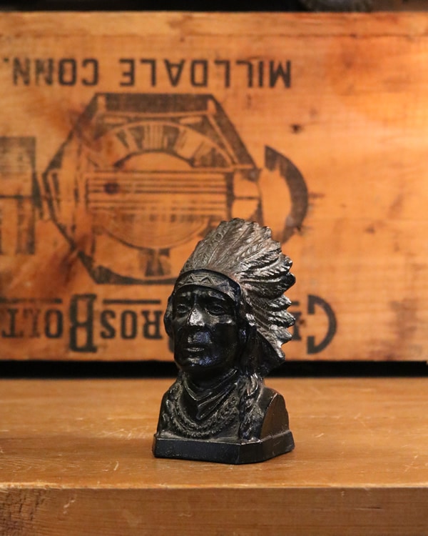 Indian Head Statue｜インディアンの置物