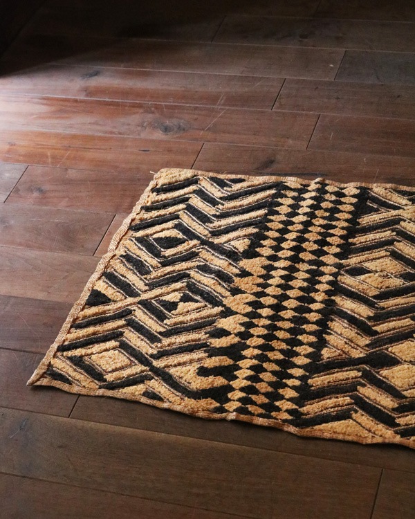 African Textile Kuba Fabric KF-08｜アフリカンテキスタイル クバ布
