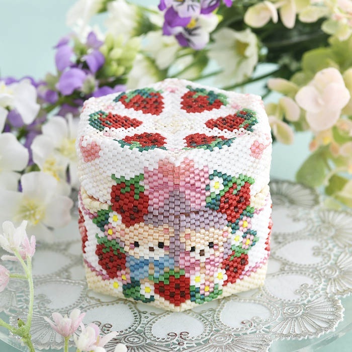 ステッチボックス～春の季節～ 【ビーズマニア】 | アイテムで探す