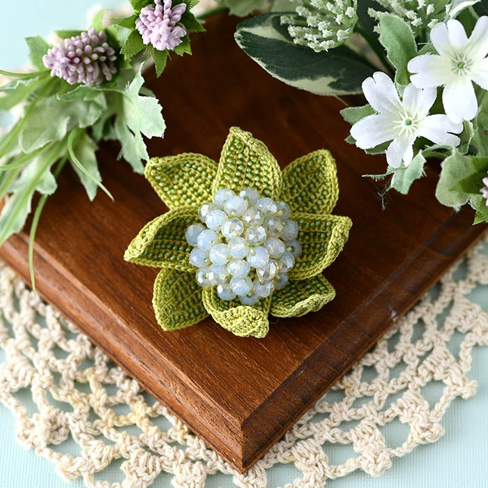 ふきのとう ブローチ 【作家：芝裕子（Atelier Siva）】 | アイテムで