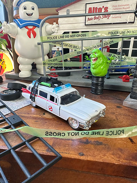 Jada 映画 ゴーストバスターズ ECTO-1 ダイキャストミニカー1/32