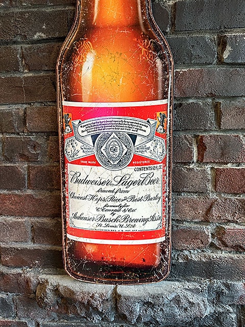 ド迫力！特大サイズ看板 バドワイザー ビアボトル型ビッグサイズサイン