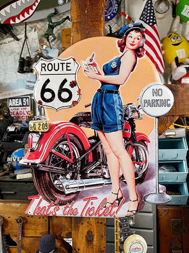 ボクらの原点そして永遠！ブリキ看板,ピンナップガール | CandyTower