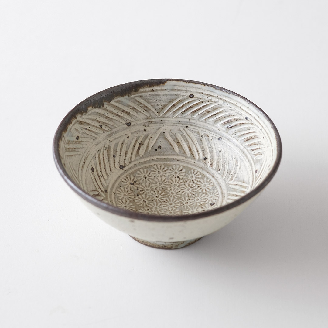 三島唐津/茶碗/大 | 唐津焼 雅樂窯 ( うたがま ) | 糸島くらし×ここの