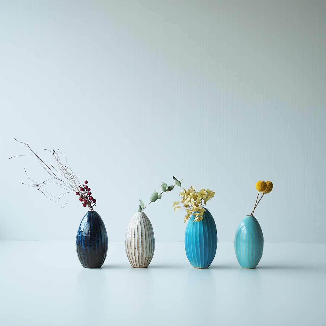 一輪挿し/しのぎ/藍色 | 陶工房 Ron | 糸島くらし×ここのき 公式通販サイト