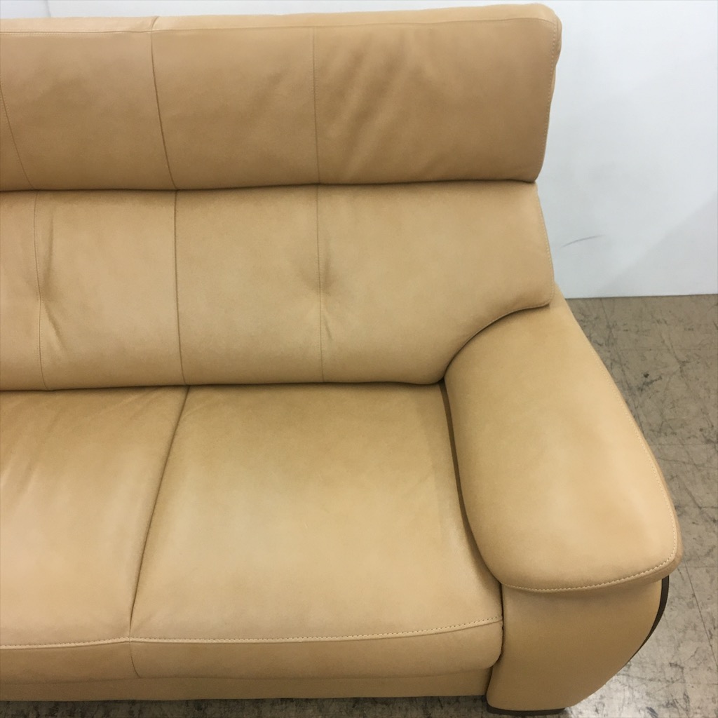 中古 人気 karimoku カリモク Chitano 本革張り3人掛けソファ キャメル