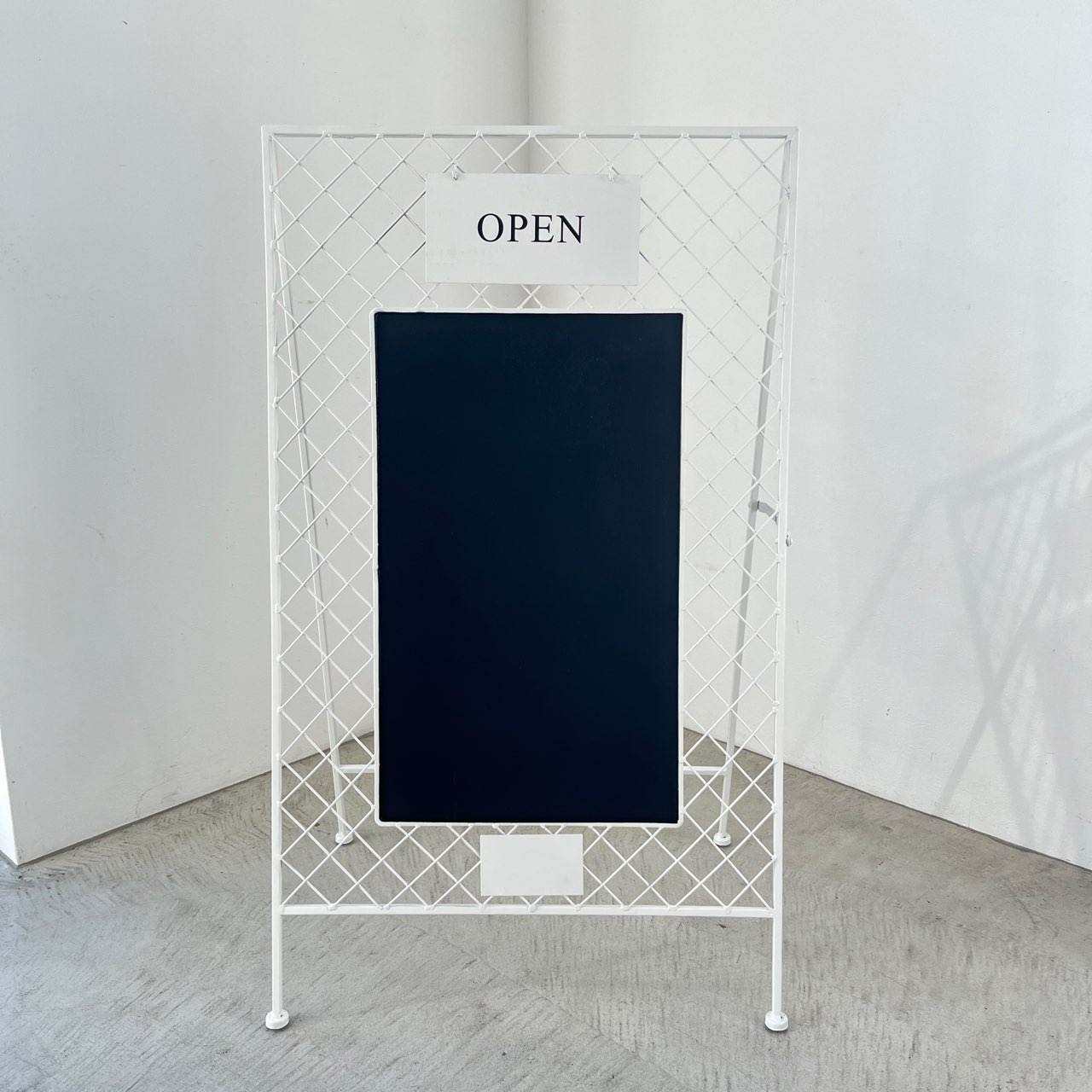 ホワイト・メッシュサインボード | 什器 | COVENT GARDEN Bazaar