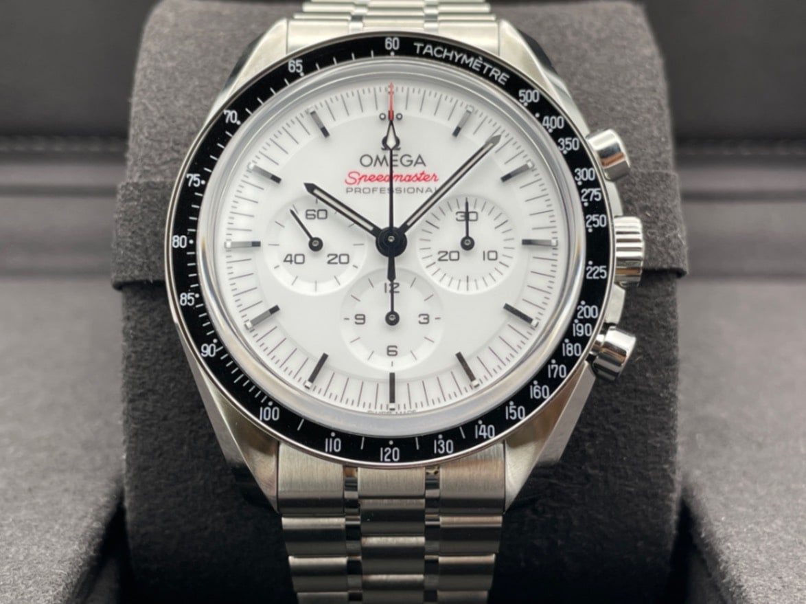 OMEGA スピードマスター ムーンウォッチ プロフェッショナル 42mm 白