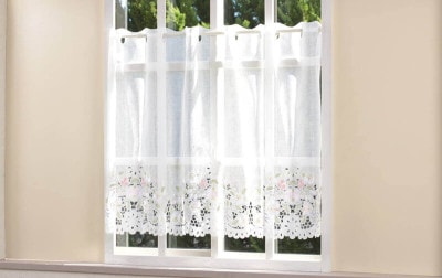 Danube カロチャ調刺繍 カフェカーテン 約120×45cm｜インテリアレース