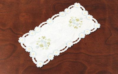 テーブルセンター / amibrugge｜インテリアレース・テーブルクロス