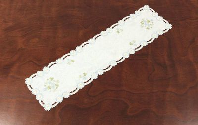 テーブルセンター / amibrugge｜インテリアレース・テーブルクロス