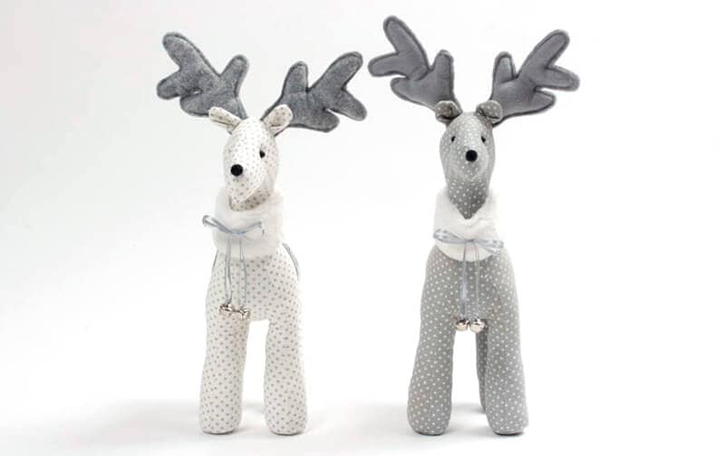 Xmas ドール トナカイ 高さ約39cm｜インテリアレース・テーブルクロス