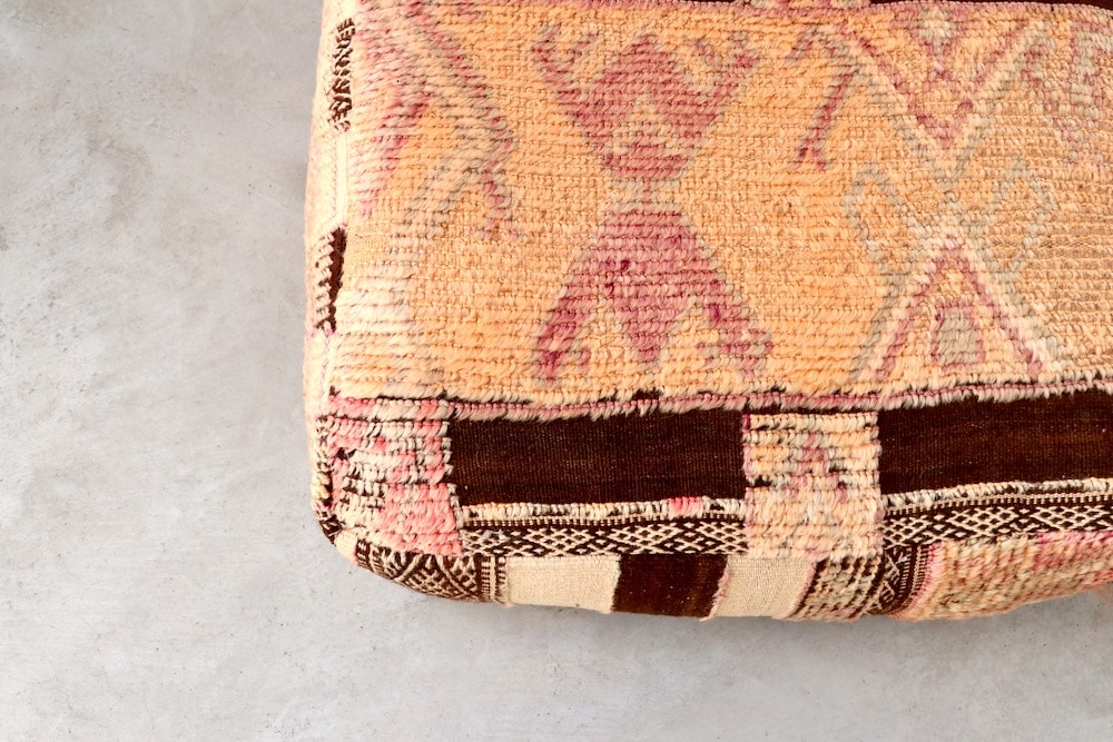 LIGHT YEARS(ライト イヤーズ)