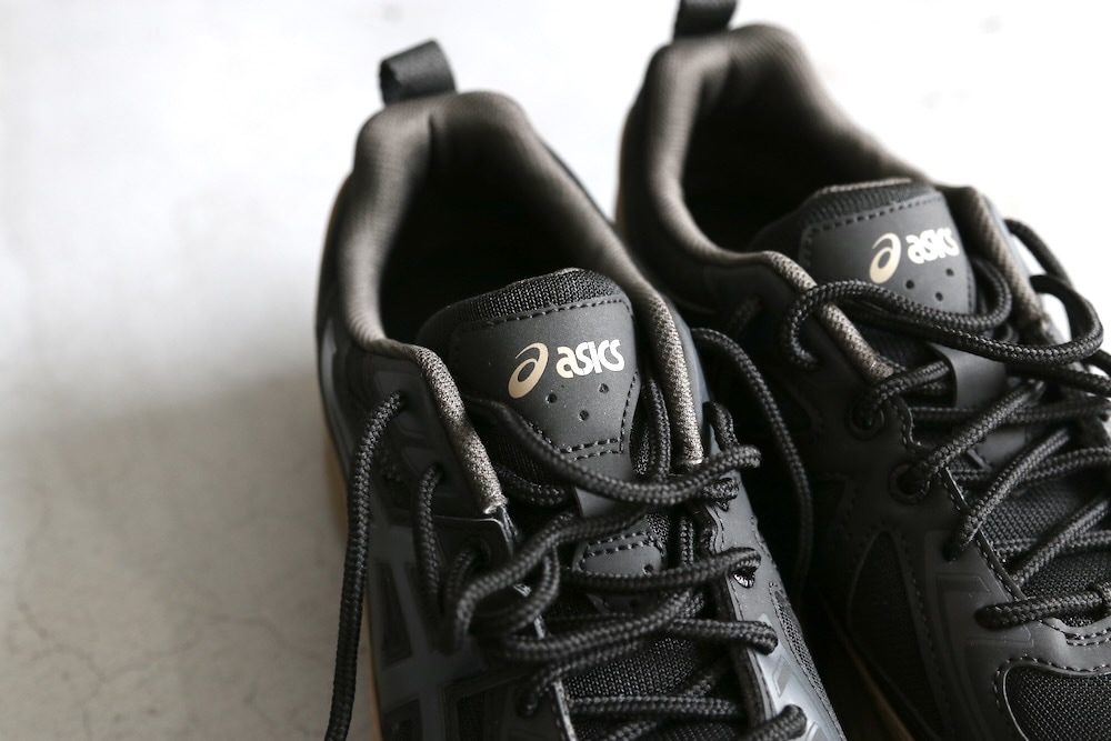 ASICS (アシックス) 
