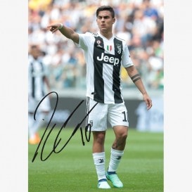 セリエAのサッカー直筆サイン入りフォトを販売 - THE DUGOUT