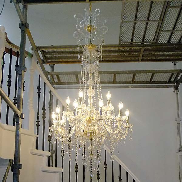 在庫有！】【LA LUCE】吹き抜けにピッタリ♪クリスタルシャンデリア 15
