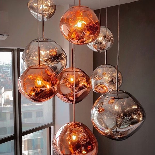 大きなきのこ形シェード カラフル針金によるペンダントライト 小さな村