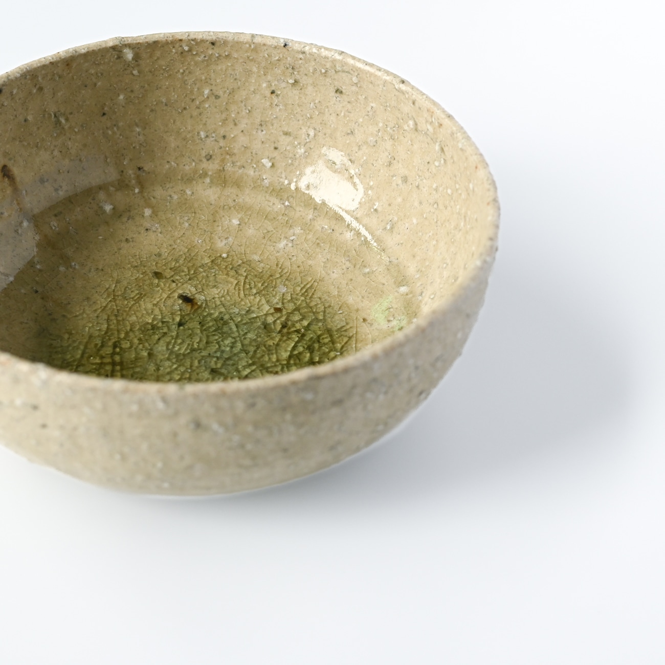 安達健 / 淡緑灰釉 六寸丸碗 | 作り手,安達健 | 和食器通販 eyl utsuwa