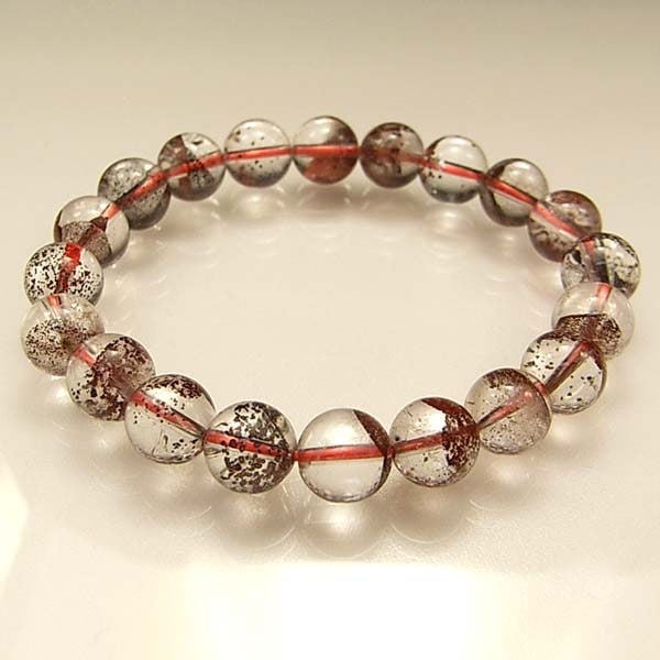 レッドファントムクォーツ｜最高級パワーストーン輸入販売のフォレスト