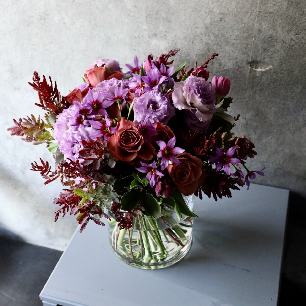 特選花束ML「紅掛花色 benikakehanairo」紫濃淡のエレガンスブーケ