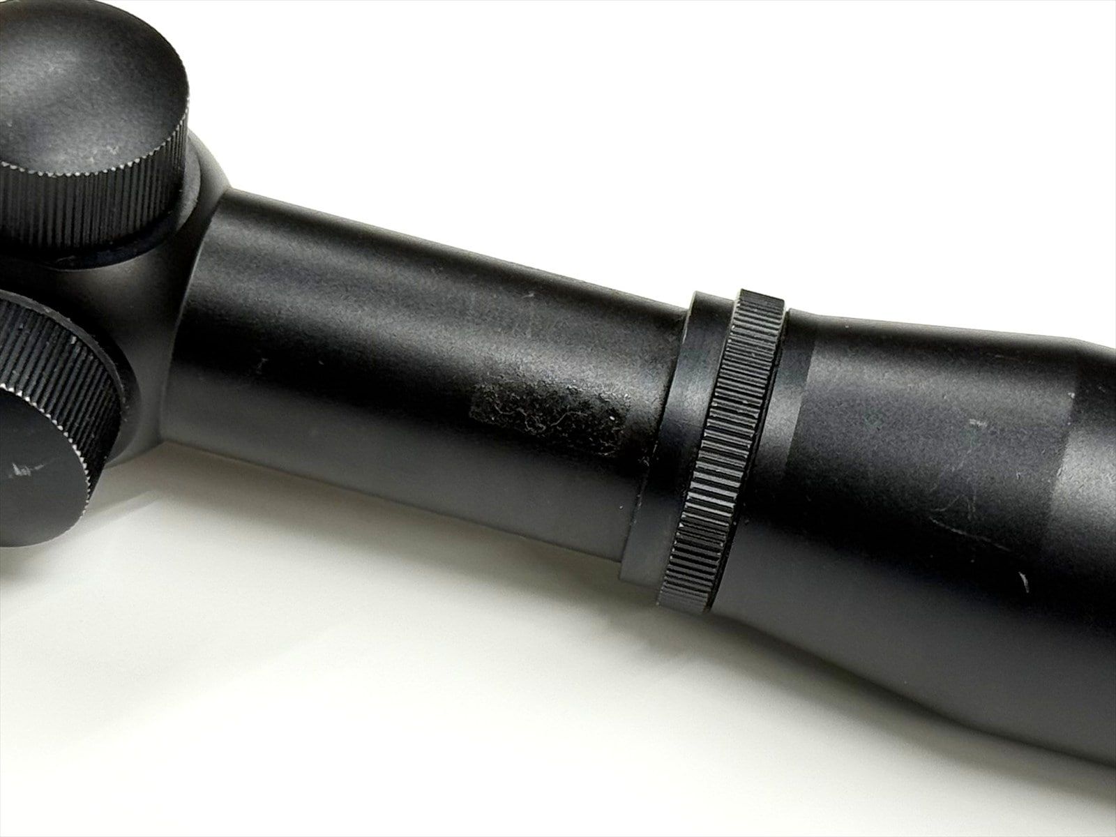 特選中古品】フロンティア 4×32 ライフルスコープ 1インチ径 11268