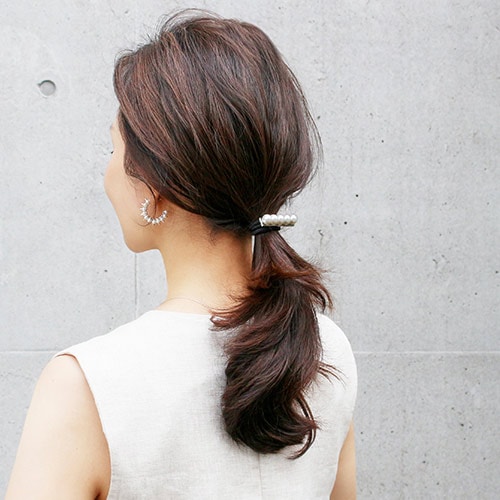 スキニー パール バー ポニー （クリーム/シルバー） | フランス