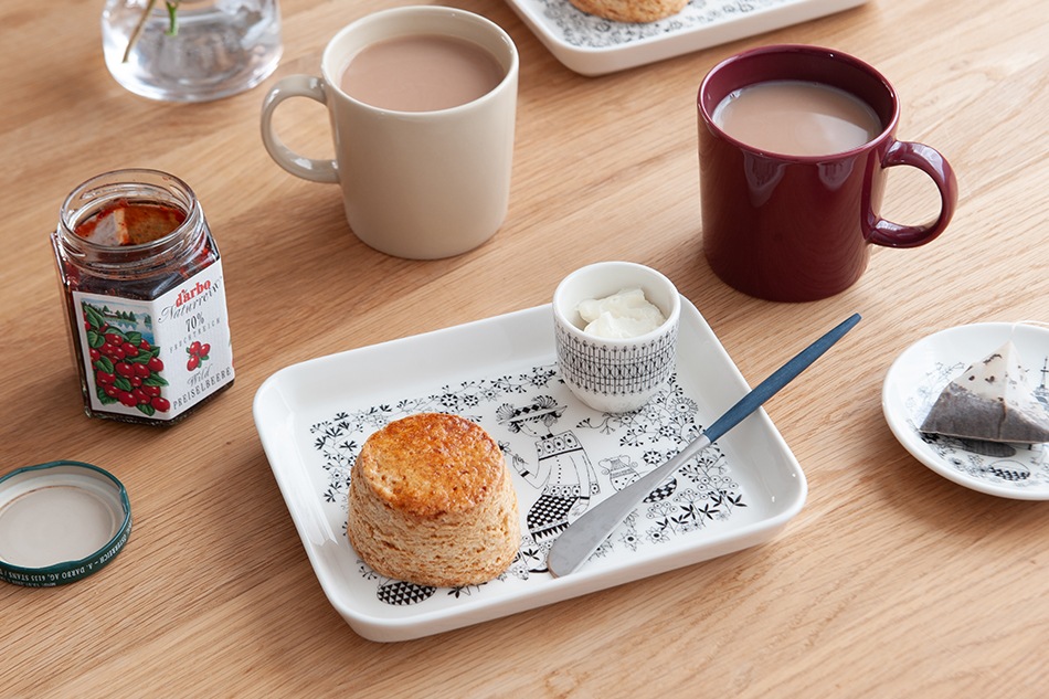 エミリア／Emilia（アラビア／ARABIA） フリーデザイン ｜ 北欧