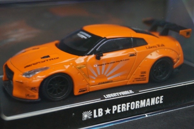 新品 LB640008 LB☆PERFORMANCE 1/64 LIBERTY WALK LB-WORKS R35 GT-R