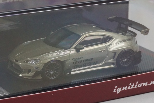 新品 IG1754 イグニッションモデル 1/64 PANDEM TOYOTA 86 V3 Green