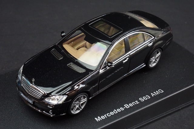 1/43 オートアート 76242 メルセデスベンツ S63 AMG ブラック, Boost