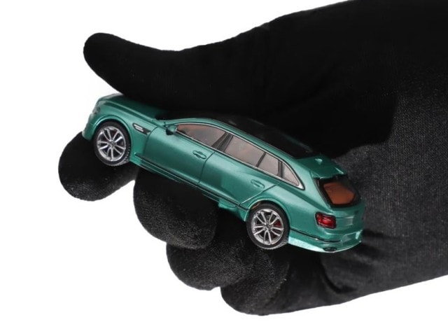 レア BENTLEY ミニカー用駐車場 リフト付き レア BENTLEY ミニカー用駐