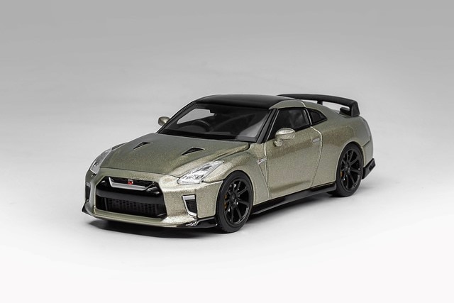 予約 M63504 モーターヘリックス 1/64 Nissan GT-R (R35) Track